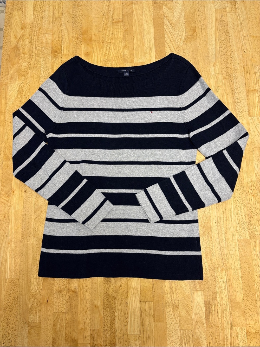 Tommy Hilfiger Women XL Navy Gray Striped 100% Cotton Boatneck Preppy Sweater
